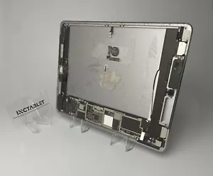 Apple iPad Pro 9.7 32GB Space Grey - Spares + Repairs Ref1306 - Picture 1 of 8