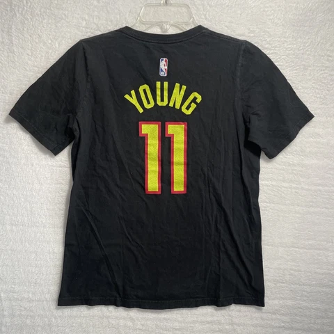 Nike Trae Young #11 Shirt Atlanta Youth Large Black Short Sleeve Crew Neck Cover