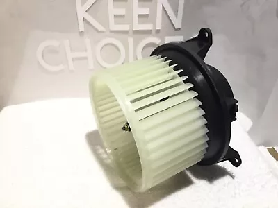 Motor soplador HVAC delantero UAC BM 9223C-se adapta a Ford 150.250, Mercury, Lincoln Foto 1 de 4