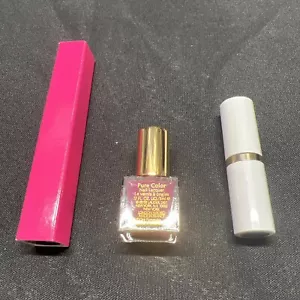 Estée Lauder Lot, Lip Gloss, Lipstick, Nail Polish - Picture 1 of 11