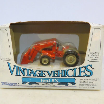 Ertl Ford 8N Tractor Red Loader Vintage Vehicle made USA  1/43 FD-2512-1HEO-R-B - Image 1 of 4