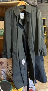 Vintage London Fog Black Trench Coat Long Belted Size 40 REG Wamsutta - Picture 1 of 4