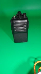 VX Standard VX-351-DO-5 VHF 134-174 MHz 5W 16CH Two Way Radio - Picture 1 of 5