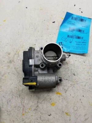 Conjunto de válvula de acelerador del cuerpo del acelerador 2 puertas 1,4 L para FIAT 500 1063819 12-17 Foto 1 de 4