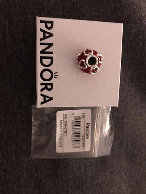 Brandneu Original Pandora mattiertes rotes Muranoglas und Herz Charm - 792497C01 - Bild 1 von 4