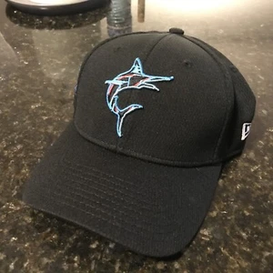 New Era 39thirty MLB Small Medium Miami Marlins  Hat - Picture 1 of 3