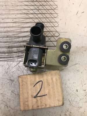 99-2000 Mazda miata CONTROL DE EMISIONES EGR INTERRUPTOR VÁLVULA SOLENOIDE VACÍO K5t45494 Foto 1 de 3