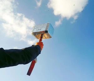 1:1 Full Metal Solid Avengers Replica Thor Hammer Prop Mjolnir Halloween Costume - Picture 1 of 4