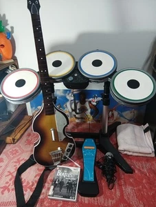 The Beatles: Nintendo WII Rock Band Bundle Schlagzeug Gitarre ohne DONGLES oder Cover SR - Bild 1 von 20