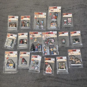 Lote grande de figuras de pueblo de Navidad Lemax decoración perro café letrero banco +! - Imagen 1 de 24