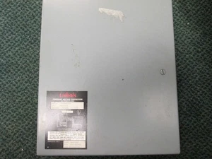 UNISYS Transient voltage suppressor 57-5304-605 120/208V 30A 3Ph Used - Afbeelding 1 van 3