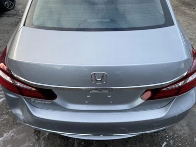 2016-2017 Honda Accord Deck Lid Silver Foto 1 de 4