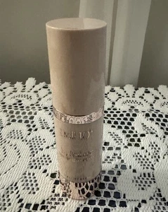 NEU Puppe 10 Farben hellbraun Hydralux glättende Foundation volle Abdeckung sommerfertig - Bild 1 von 3