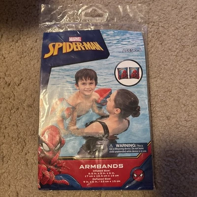Nuevo En Paquete Spiderman 6.5inx5inx6in Brazaletes de Natación Juguete Piscina Flotador Niños 3+ Foto 1 de 4