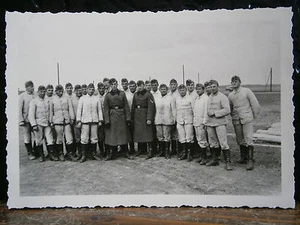 Photo argentique guerre 39 45 soldat Allemand wehrmacht WWII tenue de travail 2 - Imagen 1 de 1