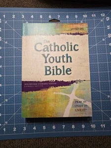 The Catholic Youth Bible by Saint Mary's Press Staff (2018, Trade Paperback,... - Picture 1 of 6