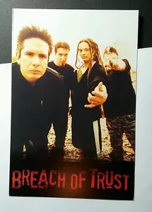 BREACH OF TRUST FOTO MUSICA 4X6 CARTOLINA SM POSTER - Foto 1 di 2