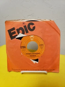 VTG 45 Vinly Record Heatwave Happiness Togetherness / The Groove Line - Picture 1 of 7