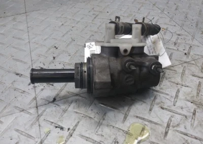 2004-2008 TOYOTA SIENNA CILINDRO MESTRE DE FREIO - Imagem 1 de 2