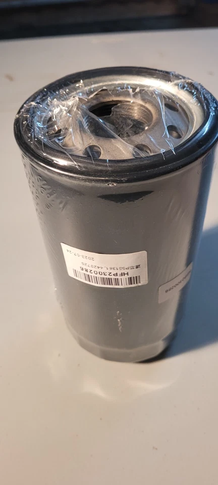 Oil Filter 4429726 for Isuzu engine 6BD1 6BG1 - Image 1 of 1