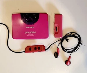 Super raro lettore di cassette rosa Sony Walkman WM-EX666 telecomando f. funzionante - Foto 1 di 17
