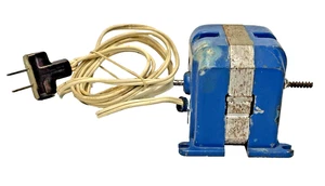 Vintage kleiner Elektromotor A49 20 Watt 110-120 V C 60 Zyklen Wechselstrom Gilbert Co. - Bild 1 von 10