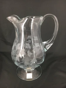 Fifth Avenue Crystal Ltd Large Etched Leaf Pitcher Made in Romania - Picture 1 of 7