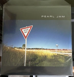 Pearl Jam Yield Give Way RSD TEN CLUB ULTRA CLEAR VINVL Edition IN HAND LP - Imagen 1 de 4