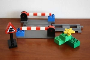 Lego Duplo Train Set 3773-1 Level Crossing - Bluish (new) Gray Color - Picture 1 of 5