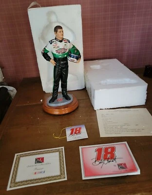 Estatua de Bobby Labonte 2001 casco de colección NASCAR 1 de 964 Foto 1 de 4