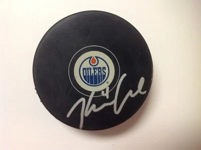 Keegan Lowe Signed Autographed Edmonton Oilers Hockey Puck b - Image 1 of 2
