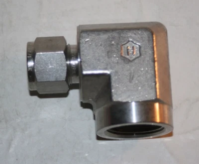 1/2 Tube x 3/4 FNPT 316ss Female Elbow Fitting Ham-Let 770LSS1/2X3/4 - Image 1 of 3
