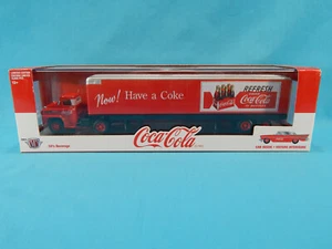 M2 Machines 1:64 Coca-Cola 1958 Chevrolet Spartan LCF & 1957 Chevy Bel Air New - Picture 1 of 4