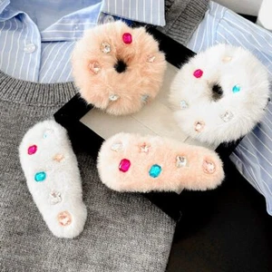 Forcine peluche pelliccia imitazione - fermagli per capelli soffici pelosi accessori per capelli donna 1p - Foto 1 di 16