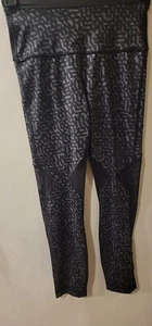 Lululemon Athletica Back Leg Mesh Legging Size 6 - Picture 1 of 10