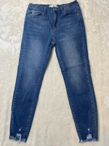 Pantalones de mezclilla KanCan talla 11 ajustados desgastados dobladillo crudo elásticos - Imagen 1 de 9