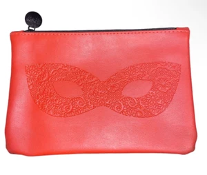 Bolso Red Masquerade Ipsy Glam Octubre 2018 - Imagen 1 de 5
