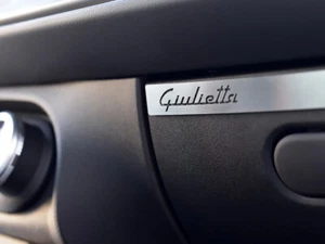 Steel belt for Alfa Romeo Giulietta | tuning accessories for glove compartment | type 940 - Picture 1 of 3