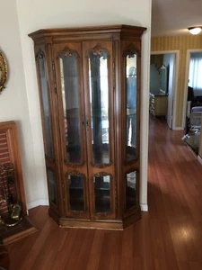 Wood And Glass Cureo - Picture 1 of 3