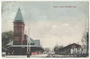 1908 Woburn, estación de ferrocarril masiva - postal de depósito de Massachusetts - Imagen 1 de 2