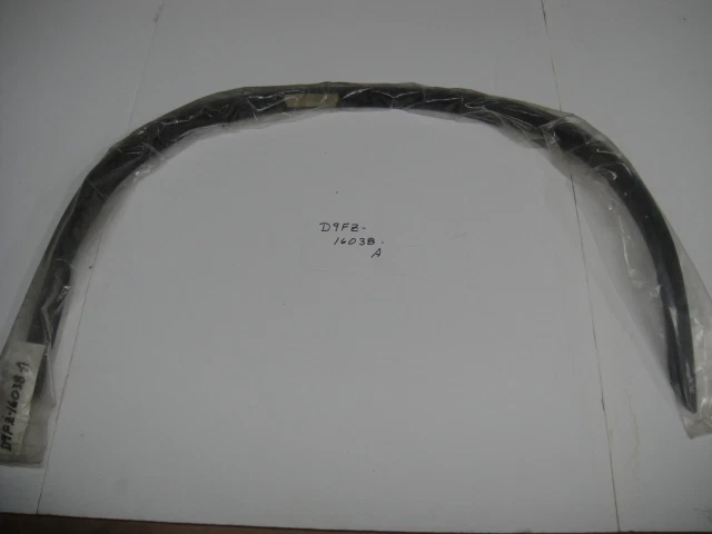 Ford PInto 1979 borde de labio de rueda negro aluminio RF Foto 1 de 1