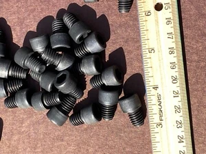 Two partial boxes, 88 pcs fastenal hex head 1123302 screws SHCS 3/8 - 16 x 5/8" - Picture 1 of 4