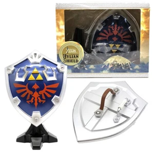 The Legend of Zelda: Breath of the Wild - Hylian Shield 11.2'' PVC Statue In Box - Picture 1 of 10