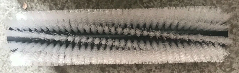 Cepillo cilíndrico de polipropileno de 4 pulgadas, Clarke Encore 17 Foto 1 de 1