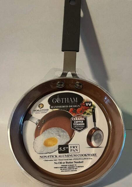Vintage Small Frying Pan for Eggs or Flower-shaped Pancake 