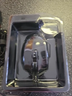 UtechSmart Venus Laser Precision MMO Gaming Mouse 16400DPI New - Image 1 of 4