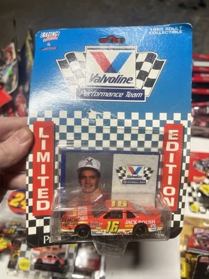 Коллекционные гоночные автомобили Action Valvoline Performance Team ограниченный выпуск 1993... - Изображение 1 из 2