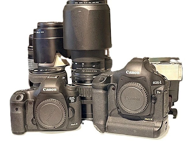 Paquete de cámara Canon EOS 5D y más Canon. Gran compra. Foto 1 de 4