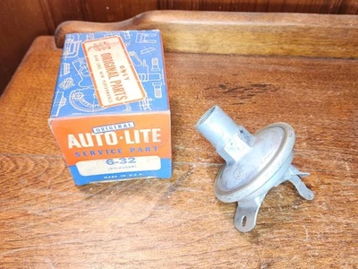 NOS AUTOLITE VC2082R 1941-50 Chrysler Dodge Plymouth Vacuum Chamber (Advance) - Image 1 of 4