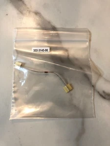Tektronix 322-3143-00 Fixed Film Resistor - Picture 1 of 2